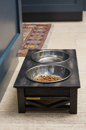 FARMHOUSE Rustic Elevated Pet Feeder