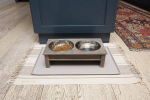 FARMHOUSE Rustic Elevated Pet Feeder