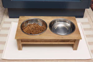 FARMHOUSE Rustic Elevated Pet Feeder