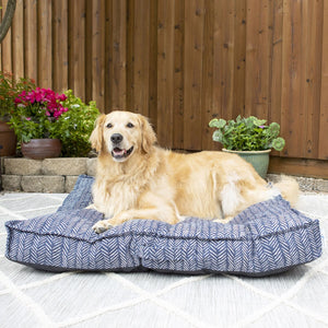 La-Z-Boy Outdoor Izzy Mattress Dog Bed